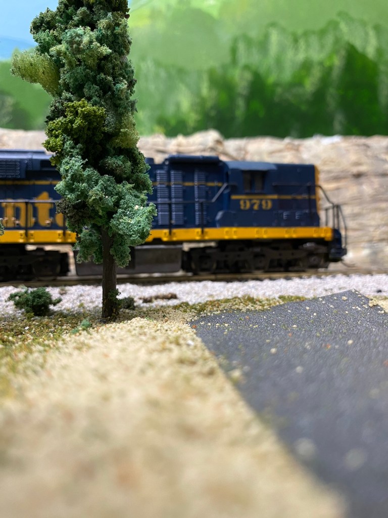 On the end of Main Street in Maple Valley, Santa Fe #979 sits waiting for orders.